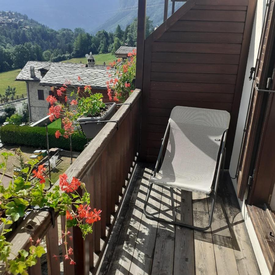 Hotel Ottoz Meuble Courmayeur Exteriér fotografie